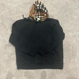 Men’s Burberry hoodie